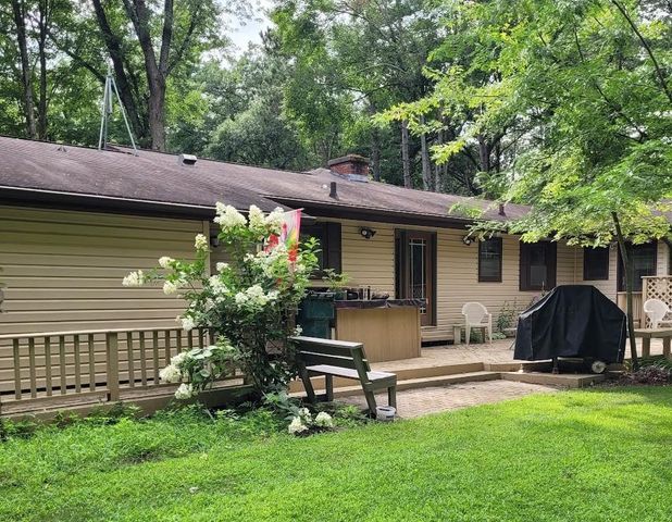 N7084 US Highway 12, Black River Falls, WI 54615