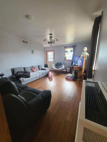 22140 Main Street, Hillsboro, WI 54634