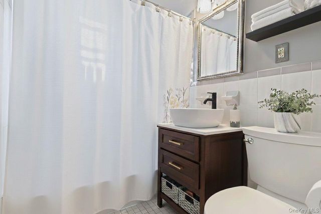 21-45 80 Street, East Elmhurst, NY 11370