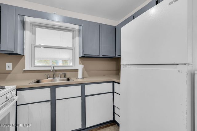 25 Gardenia Way, Toms River, NJ 08755