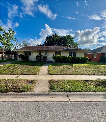 3909 Panama, Corpus Christi, TX 78415