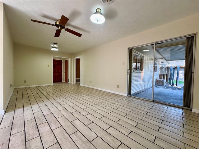 3909 Panama, Corpus Christi, TX 78415