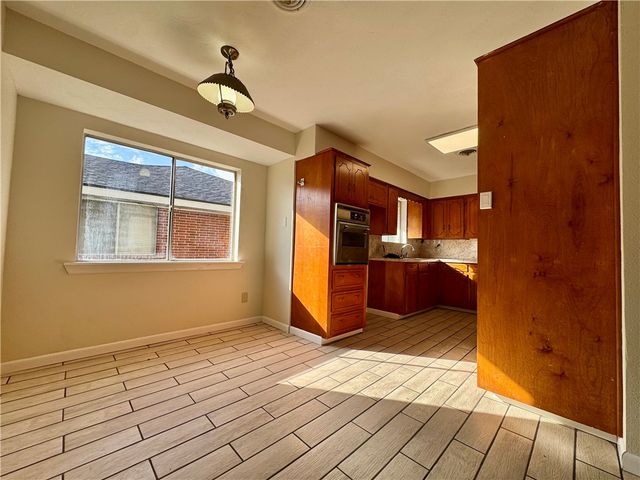 3909 Panama, Corpus Christi, TX 78415
