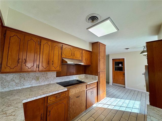 3909 Panama, Corpus Christi, TX 78415