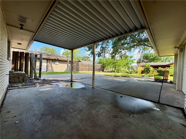 3909 Panama, Corpus Christi, TX 78415