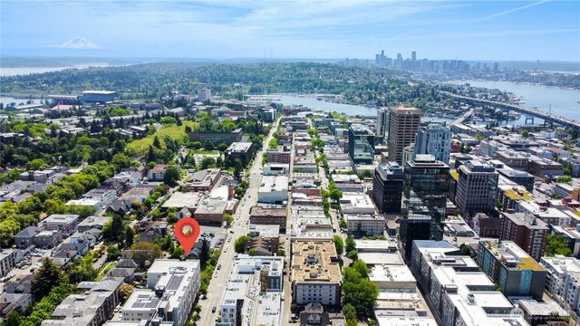 4722 - 4730 15th Avenue NE, Seattle, WA 98105