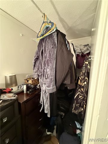 27 Lombardy Street, Lancaster, NY 14086