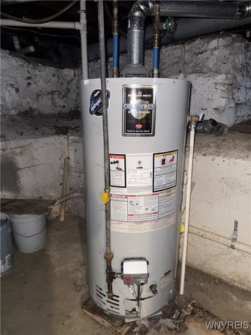 27 Lombardy Street, Lancaster, NY 14086