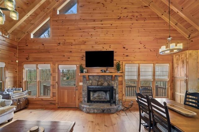 541 Little Bushy Head Road, Cherry Log, GA 30522