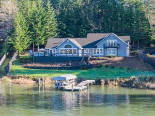 2095 Ne EAST DEVILS LAKE Rd, Otis, OR 97368