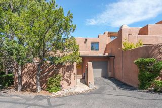 350 1/2 Calle Loma Norte, Santa Fe, NM 87501