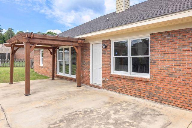 1708 Tom Buk Tu Lane, Columbus, GA 31904