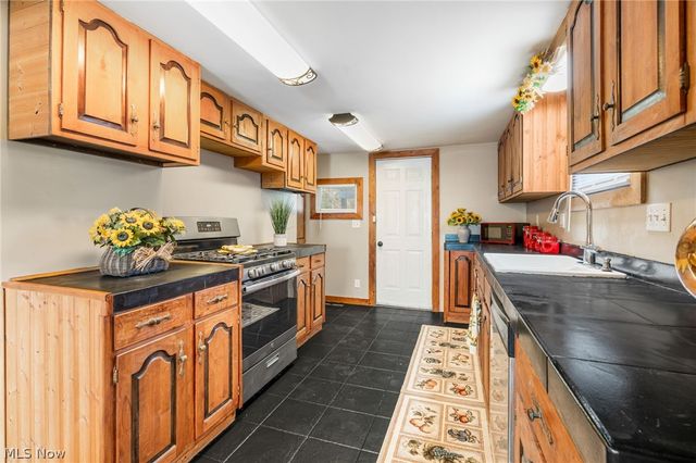 368 Jarvis Road, Akron, OH 44319