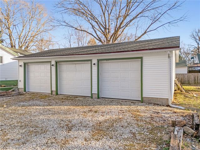 368 Jarvis Road, Akron, OH 44319