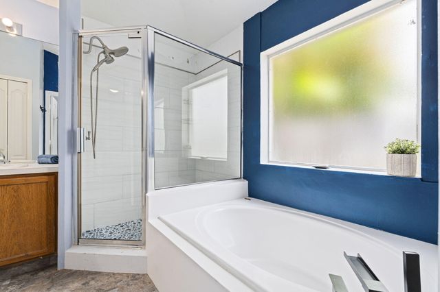 864 NW Waterlily Place, Jensen Beach, FL 34957