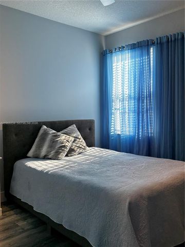 822 NW Sorrento Ln, Saint Lucie West, FL 34986