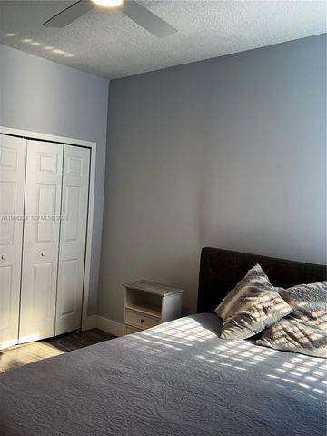 822 NW Sorrento Ln, Saint Lucie West, FL 34986