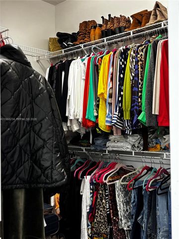 822 NW Sorrento Ln, Saint Lucie West, FL 34986