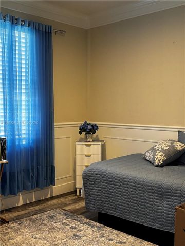 822 NW Sorrento Ln, Saint Lucie West, FL 34986