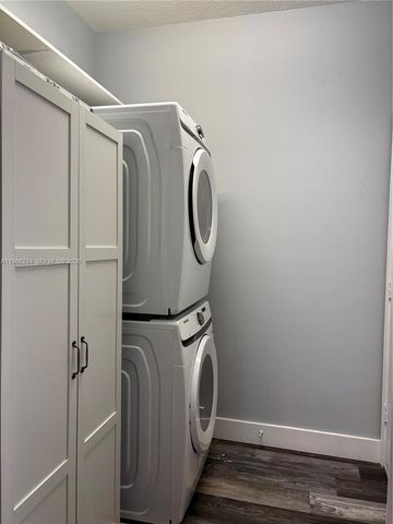 822 NW Sorrento Ln, Saint Lucie West, FL 34986