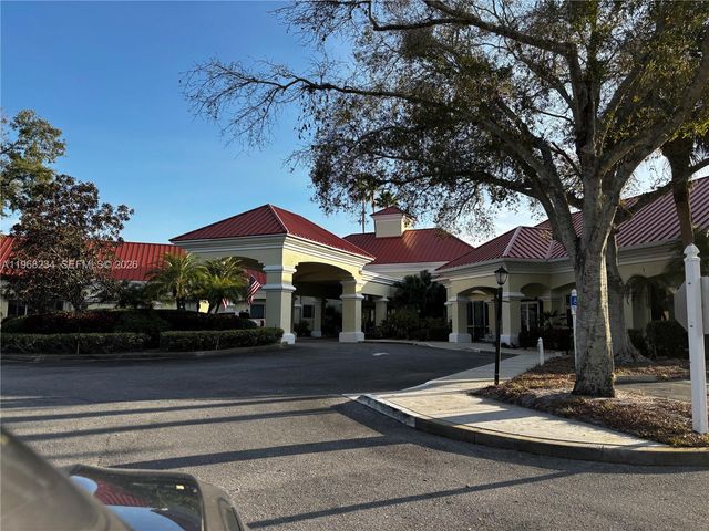 822 NW Sorrento Ln, Saint Lucie West, FL 34986