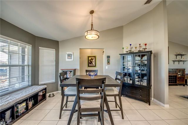 1906 NE 18th AVE, Cape Coral, FL 33909