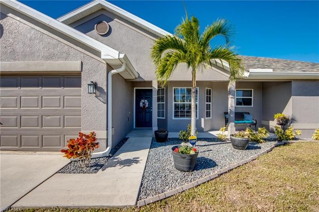 1906 NE 18th AVE, Cape Coral, FL 33909
