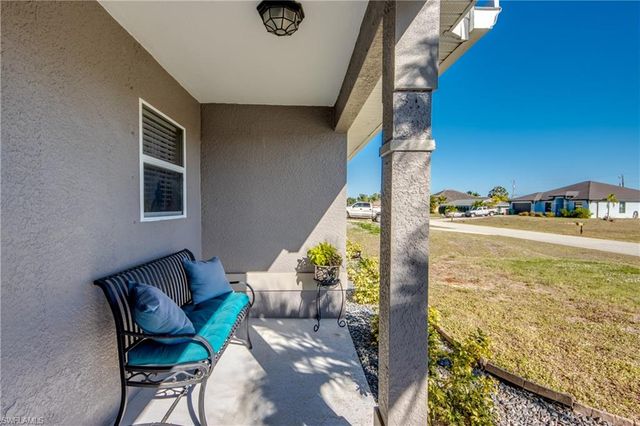 1906 NE 18th AVE, Cape Coral, FL 33909