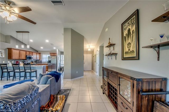 1906 NE 18th AVE, Cape Coral, FL 33909