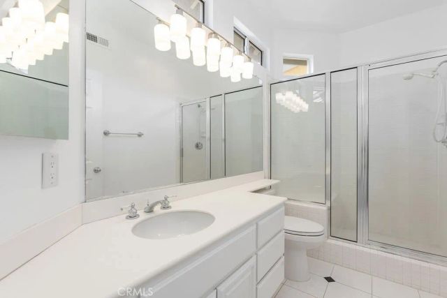 25 Stoney Pointe, Laguna Niguel, CA 92677