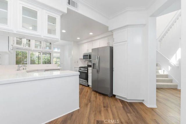 25 Stoney Pointe, Laguna Niguel, CA 92677