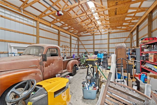 2720 Wahoo Drive, New Albany, IN 47150