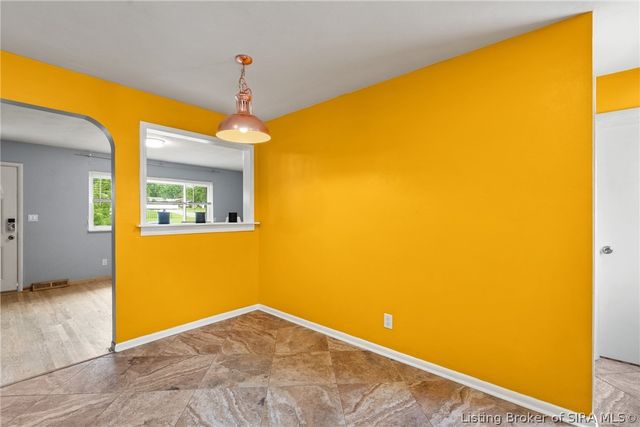 2720 Wahoo Drive, New Albany, IN 47150