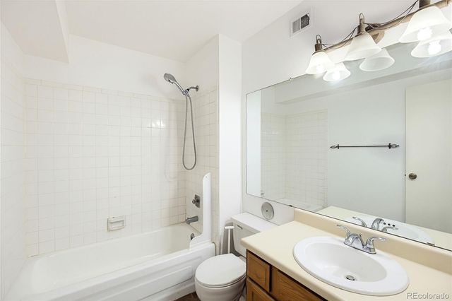 3344 S Ammons Street 16-101, Lakewood, CO 80227