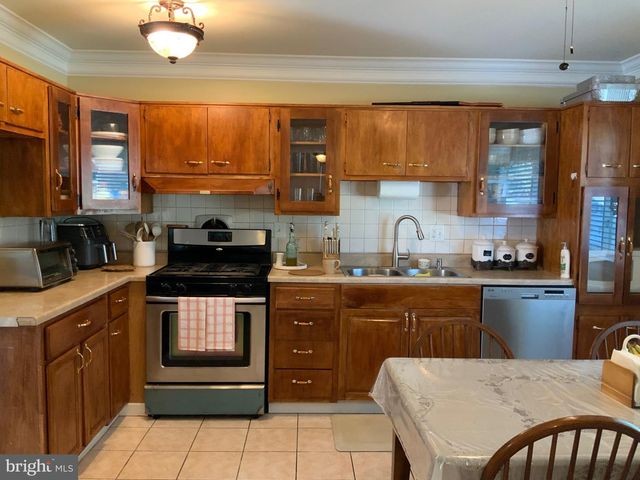 8505 21ST AVE, Hyattsville, MD 20783