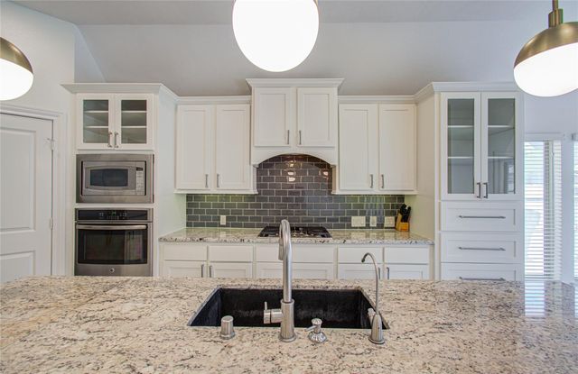 6614 Rising Hills Lane, Sugar Land, TX 77479