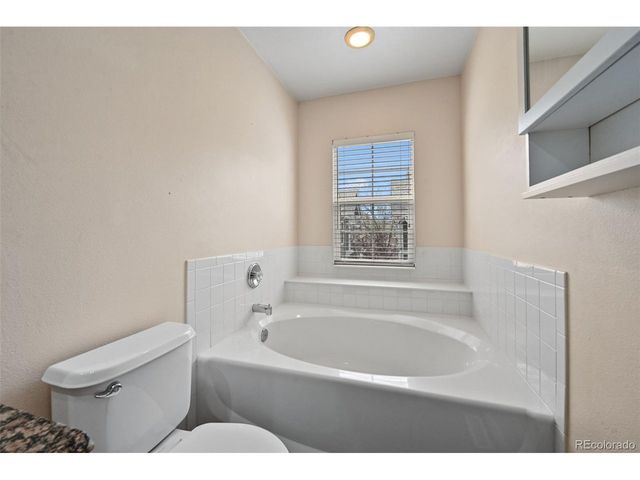 1252 Carlyle Park Cir, Highlands Ranch, CO 80129