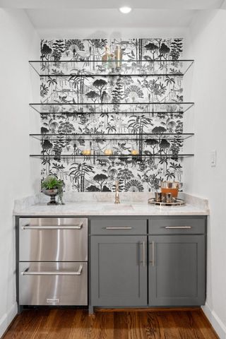 2005 Mistywood DR, Austin, TX 78746
