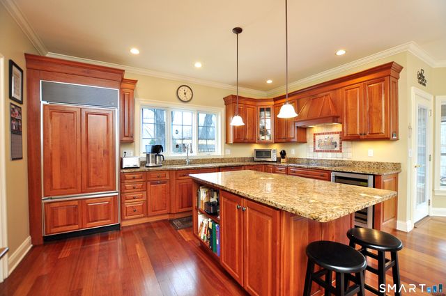 120 Old Hayrake Lane, New Milford, CT 06776