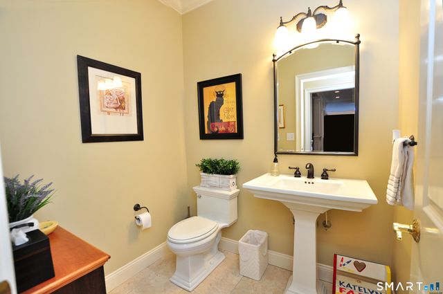 120 Old Hayrake Lane, New Milford, CT 06776