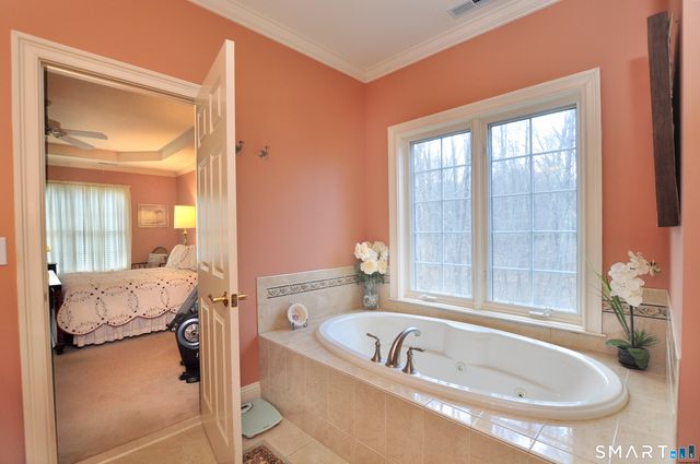 120 Old Hayrake Lane, New Milford, CT 06776