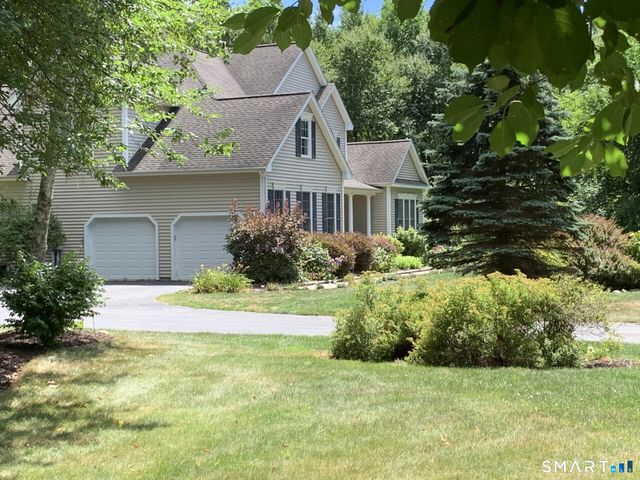 120 Old Hayrake Lane, New Milford, CT 06776
