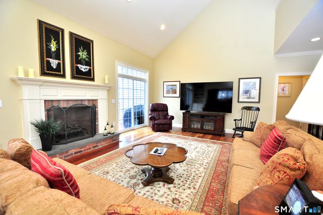 120 Old Hayrake Lane, New Milford, CT 06776