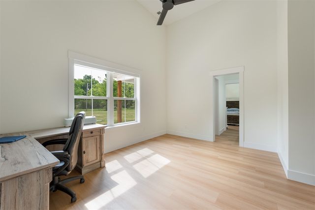 9673 N 27th Street, Richland, MI 49083