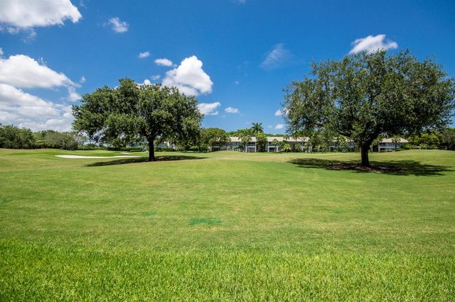 4557 Barclay Fair Way, Lake Worth, FL 33449