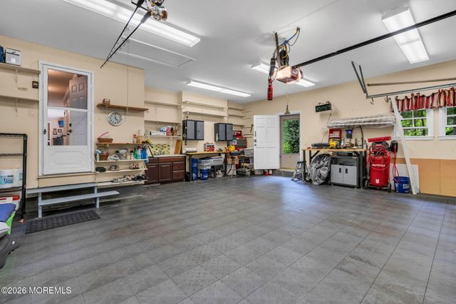 100 Borden Road, Middletown, NJ 07748