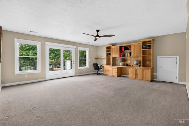 2684 W Champagne Drive, Eagle, ID 83616