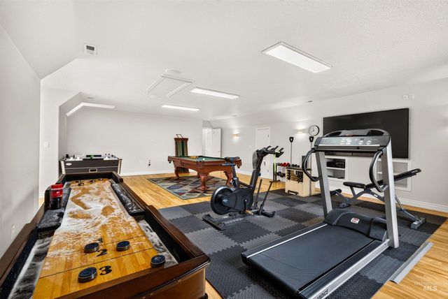 2684 W Champagne Drive, Eagle, ID 83616