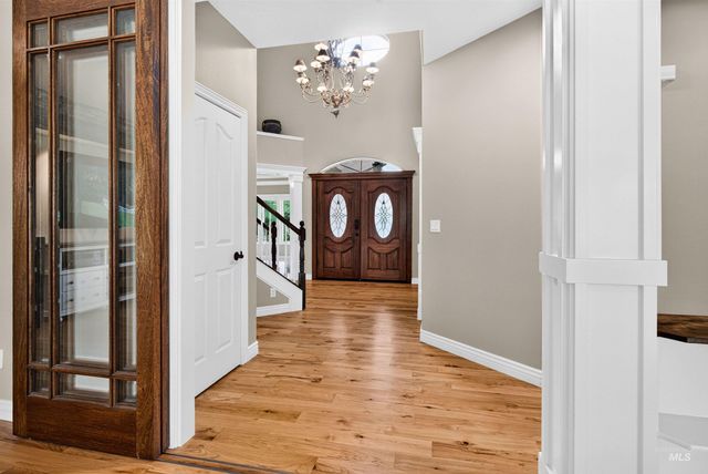 2684 W Champagne Drive, Eagle, ID 83616