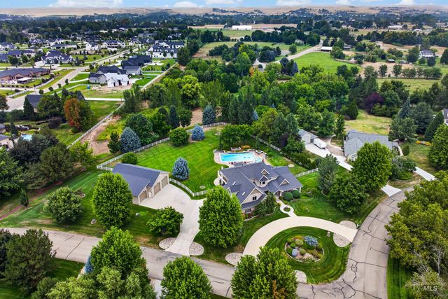 2684 W Champagne Drive, Eagle, ID 83616